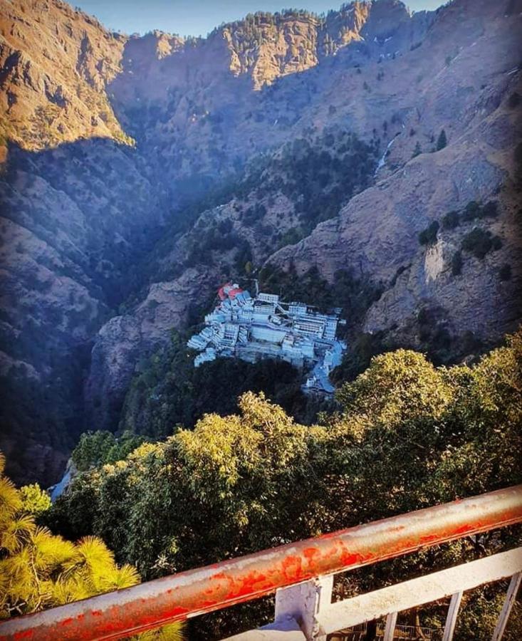 Hotel Neelkanth Katra  Dış mekan fotoğraf