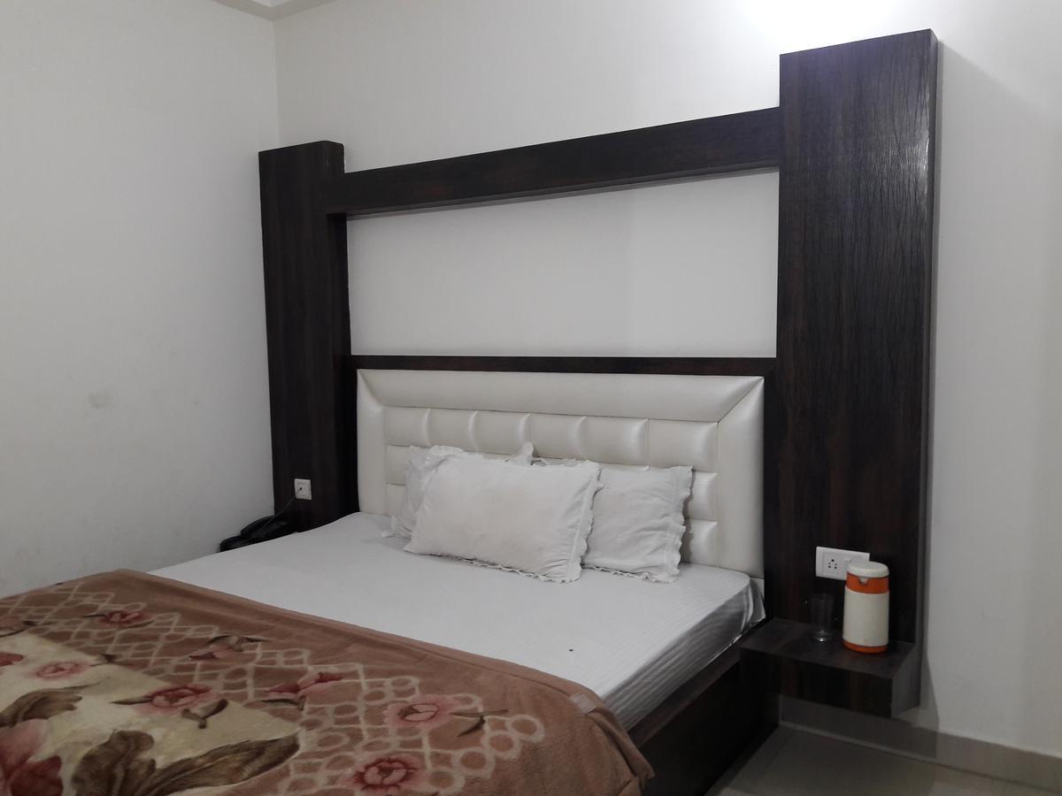 Hotel Neelkanth Katra  Dış mekan fotoğraf